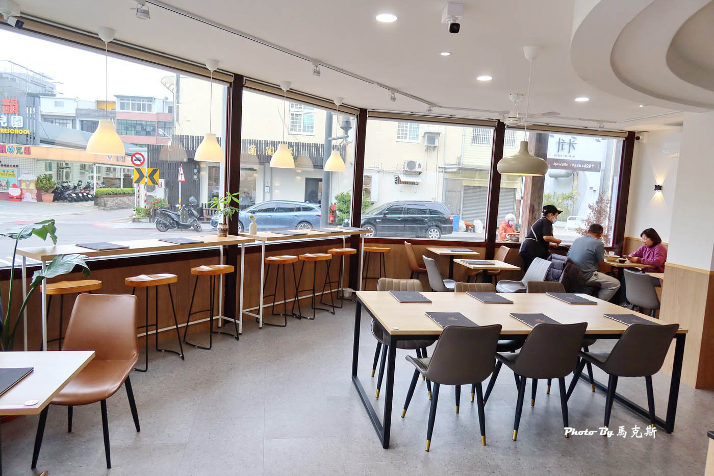 【新竹竹北美食推薦】有籽義麵竹北文信店｜義式湯麵專賣店 美食沙漠還有這麼特別的義大利麵 料多豐盛美味 家庭朋友聚餐新選擇|外帶|外送|