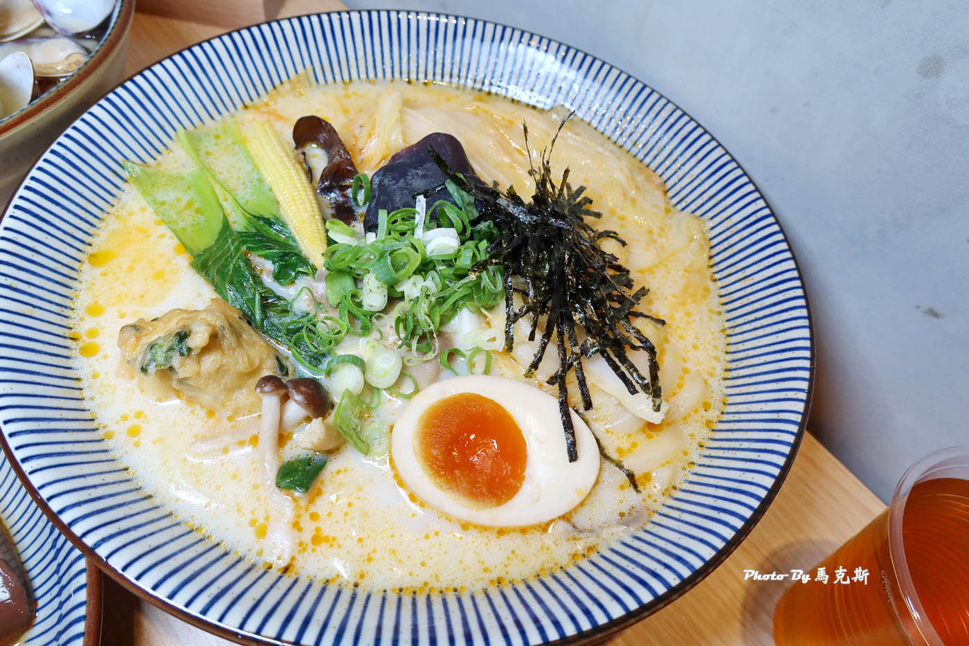 【彰化和美美食推薦】湯川製麵和美店｜湯烏龍 暖雞湯 炎魂丼一次滿足 份量實在喜歡 飲料可免費暢飲|外帶|星巴克和美門市|