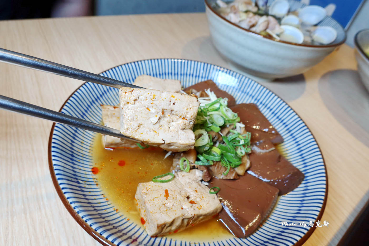 【彰化和美美食推薦】湯川製麵和美店｜湯烏龍 暖雞湯 炎魂丼一次滿足 份量實在喜歡 飲料可免費暢飲|外帶|星巴克和美門市|