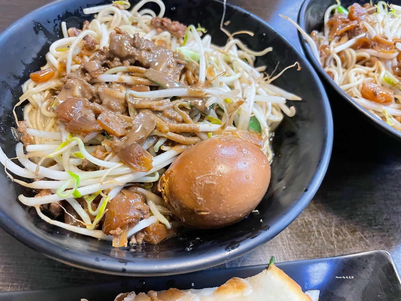 【小琉球美食推薦】小琉球老北方蒸餃麵食專門店｜麵類大份量實在會很飽 現點現做招牌牛肉捲餅必點 生意好 可外帶