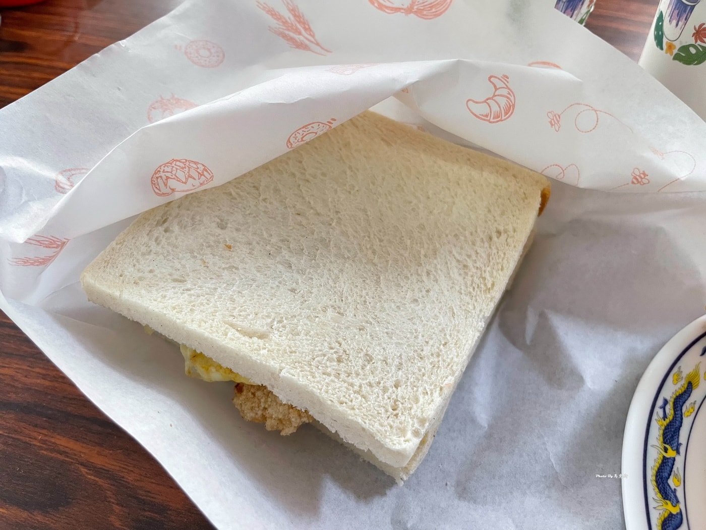 【小琉球美食推薦】小琉球阿娟早餐店｜小琉球人氣早餐店 花生炸肉蛋吐司好吃必點 通通只要銅板價|外帶|小琉球澎坊免稅商店|花瓶石|