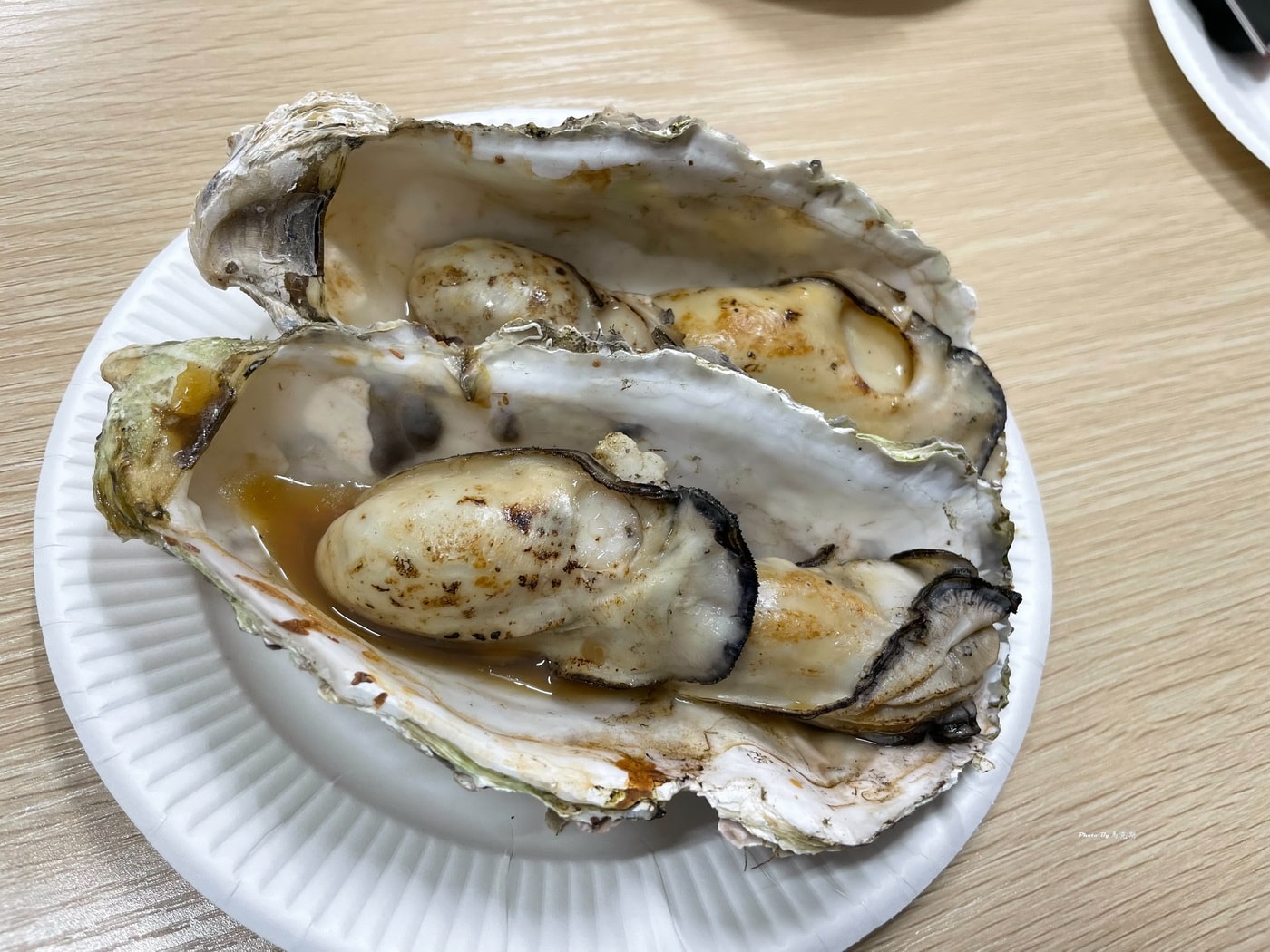 【東京築地美食推薦】2026築地場外市場必吃美食｜玉子燒 日式海鮮御飯糰 新鮮火烤海鮮 人氣抹茶拿鐵 築地美食攻略