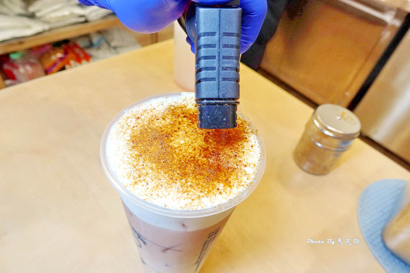 【桃園中壢美食推薦】茶曉伊茶飲專賣中壢中原店｜中原夜市人氣飲料店 冬季限定草莓飲品上市 連續三年榮獲食品界米其林iTQi星級獎|外帶|外送|中原大學|