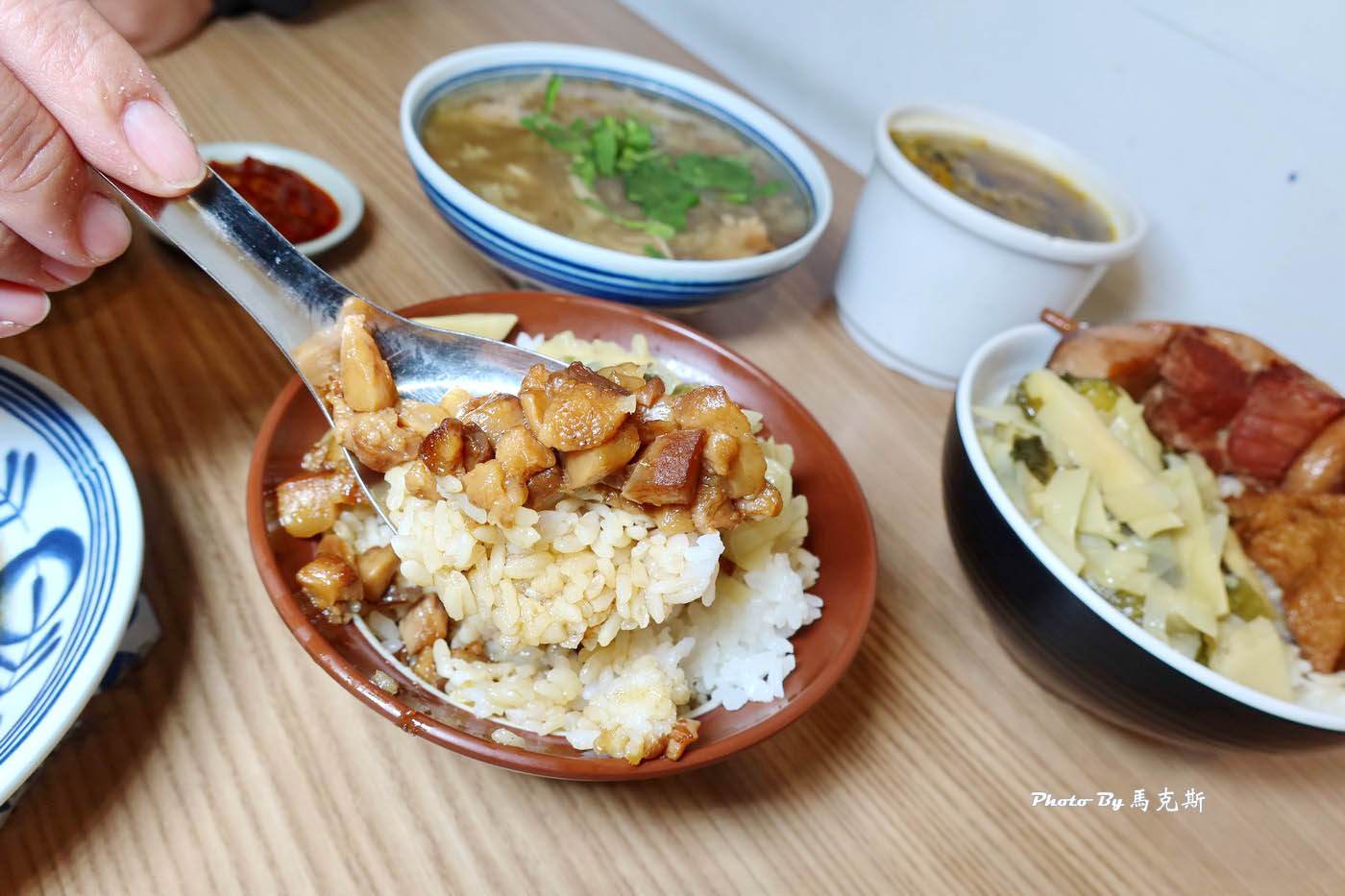 【台中太平美食推薦】王爺王肉羹太平店｜太平人氣美味傳統小吃 通通銅板價 從早上到宵夜都吃的到|外帶|外送|馬卡龍公園|
