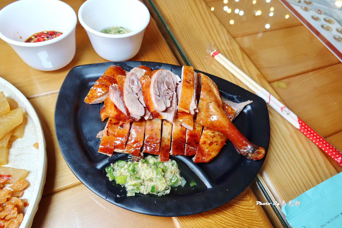 【嘉義西區美食推薦】強記燒臘｜30年老字號港式燒臘店 傳承自香港老師傅的正宗味道 內用湯品飲料無限暢飲|外帶|外送|強記燒臘嘉義上海店|