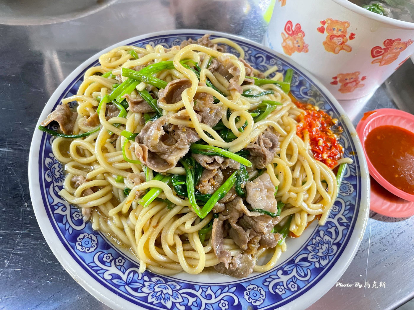 【宜蘭羅東美食推薦】阿灶伯當歸羊肉湯｜羅東觀光夜市必吃美食 必點沙茶羊肉炒麵和當歸羊肉湯 晚餐到宵夜都吃的到