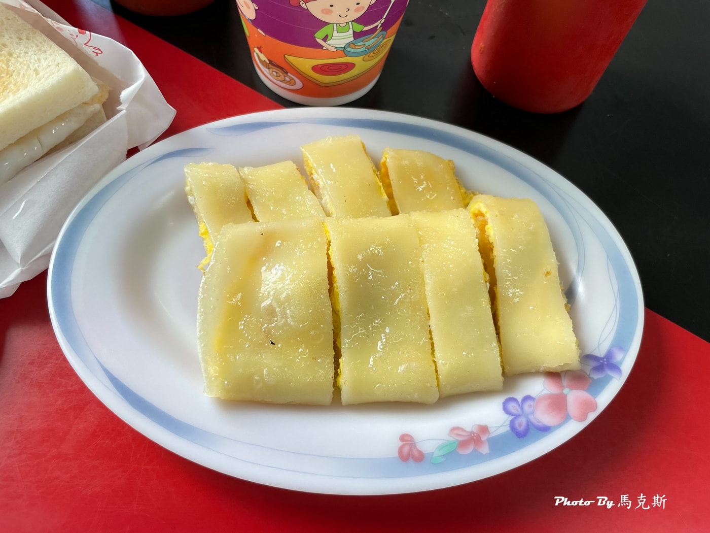 【花蓮美食推薦】國聯中西式早餐｜在地人推薦的銅板美食早餐 現包煎餃和鮪魚蛋三明治好吃 鄰近花蓮火車站 可外帶