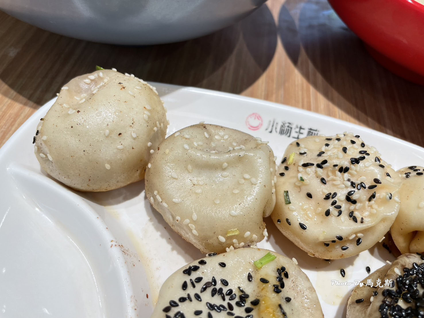 【上海必吃美食推薦】小楊生煎蓮花國際店|上海老字號連鎖生煎包店 小揚生煎和大蝦生煎有水準 價格不貴CP值高 在蓮花國際廣場裡 - 第11張圖 【上海必吃美食推薦】小楊生煎蓮花國際店|上海老字號連鎖生煎包店 小揚生煎和大蝦生煎有水準 價格不貴CP值高 在蓮花國際廣場裡