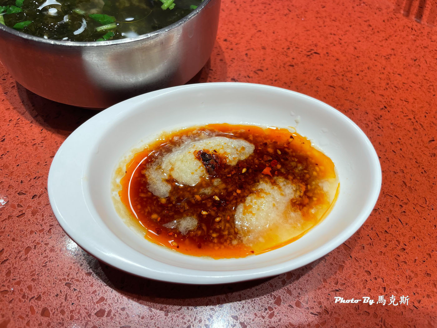 【上海美食推薦】喜家德蝦仁水餃日月光中心店｜手工現包現煮美味水餃 招牌蝦三鮮和角瓜雞蛋蝦皮都有水準 熱湯可免費享用