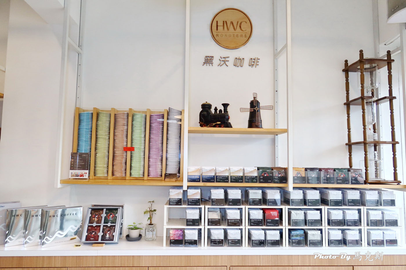 【台中南區美食推薦】HWC黑沃咖啡台中高工店｜御鹿干邑x黑沃咖啡聯名特調飲品 感受微醺美好 更是全台首家主打藝伎豆連鎖品牌|外帶|外送|國立中興大學|