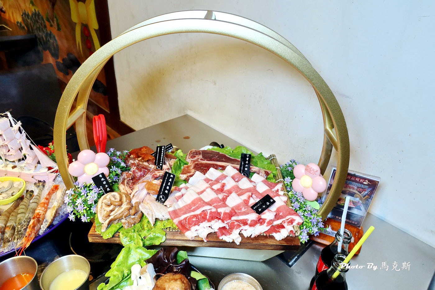 【台中大甲美食推薦】瘋鍋日式涮涮鍋大甲總店|新品宮廷六品盛合肉肉控別錯過 御品綜合海鮮超澎湃 火烤兩吃一次滿足 自助吧吃到飽 近大甲火車站 - 第14張圖 【台中大甲美食推薦】瘋鍋日式涮涮鍋大甲總店|新品宮廷六品盛合肉肉控別錯過 御品綜合海鮮超澎湃 火烤兩吃一次滿足 自助吧吃到飽 近大甲火車站