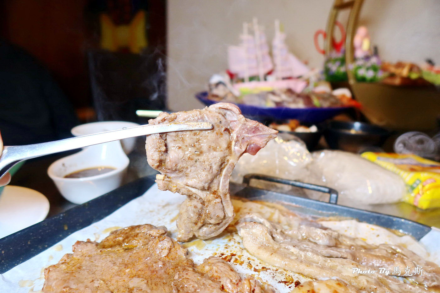 【台中大甲美食推薦】瘋鍋日式涮涮鍋大甲總店|新品宮廷六品盛合肉肉控別錯過 御品綜合海鮮超澎湃 火烤兩吃一次滿足 自助吧吃到飽 近大甲火車站 - 第20張圖 【台中大甲美食推薦】瘋鍋日式涮涮鍋大甲總店|新品宮廷六品盛合肉肉控別錯過 御品綜合海鮮超澎湃 火烤兩吃一次滿足 自助吧吃到飽 近大甲火車站