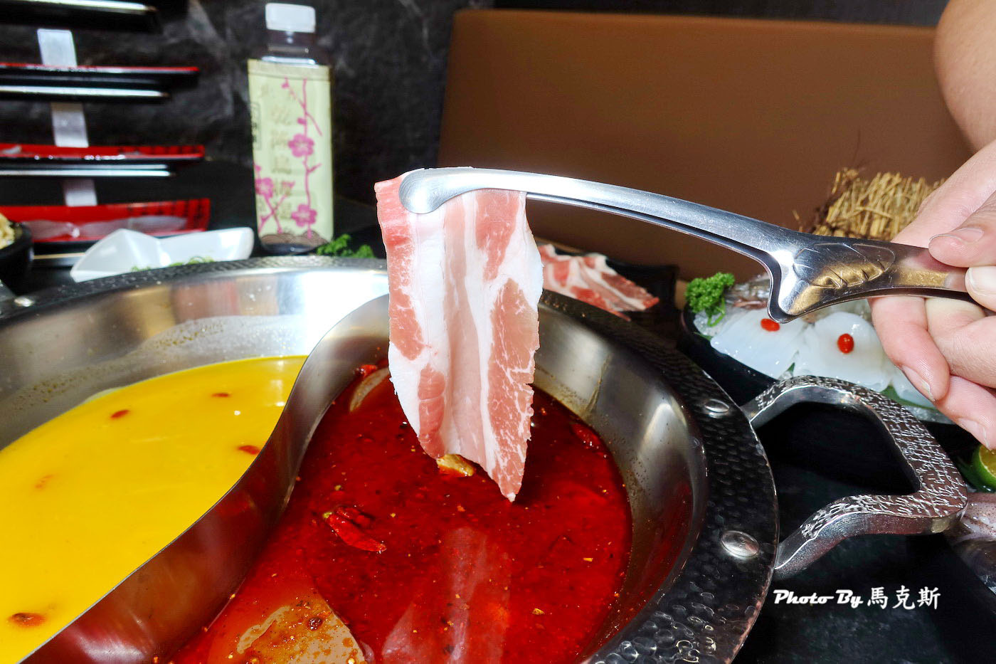 【台中北屯美食推薦】老虎斑斑·赤斑涮|全台首創石斑魚火鍋專賣店 鴛鴦雙人套餐豐盛有水準 宵夜也吃的到 台中北屯聚餐聚會新選擇(已歇業改成長順茶館) - 第17張圖 【台中北屯美食推薦】老虎斑斑·赤斑涮|全台首創石斑魚火鍋專賣店 鴛鴦雙人套餐豐盛有水準 宵夜也吃的到 台中北屯聚餐聚會新選擇(已歇業改成長順茶館)