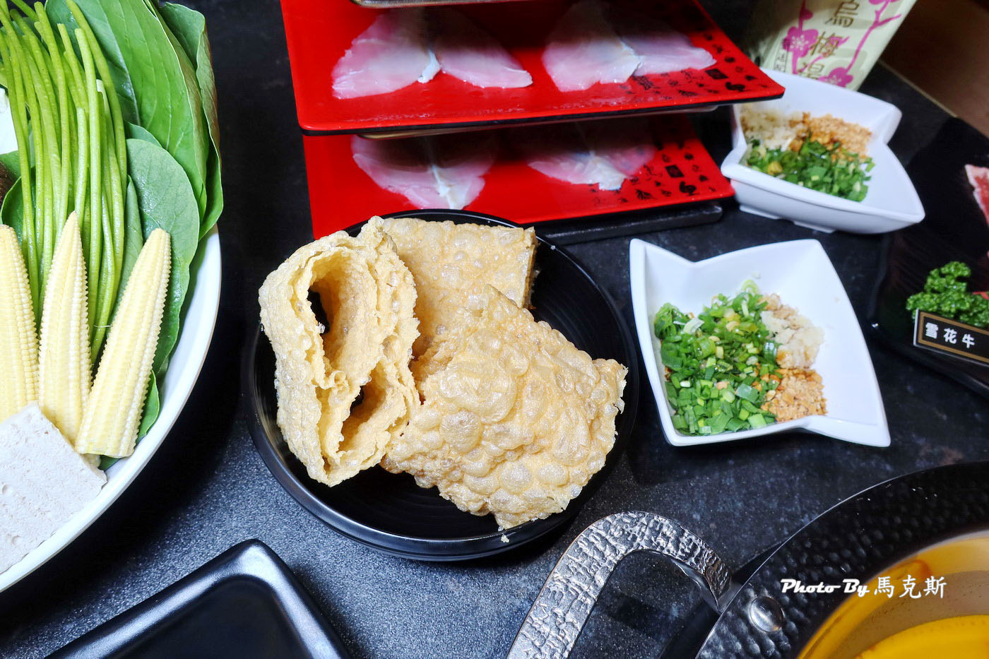 【台中北屯美食推薦】老虎斑斑·赤斑涮|全台首創石斑魚火鍋專賣店 鴛鴦雙人套餐豐盛有水準 宵夜也吃的到 台中北屯聚餐聚會新選擇(已歇業改成長順茶館) - 第31張圖 【台中北屯美食推薦】老虎斑斑·赤斑涮|全台首創石斑魚火鍋專賣店 鴛鴦雙人套餐豐盛有水準 宵夜也吃的到 台中北屯聚餐聚會新選擇(已歇業改成長順茶館)
