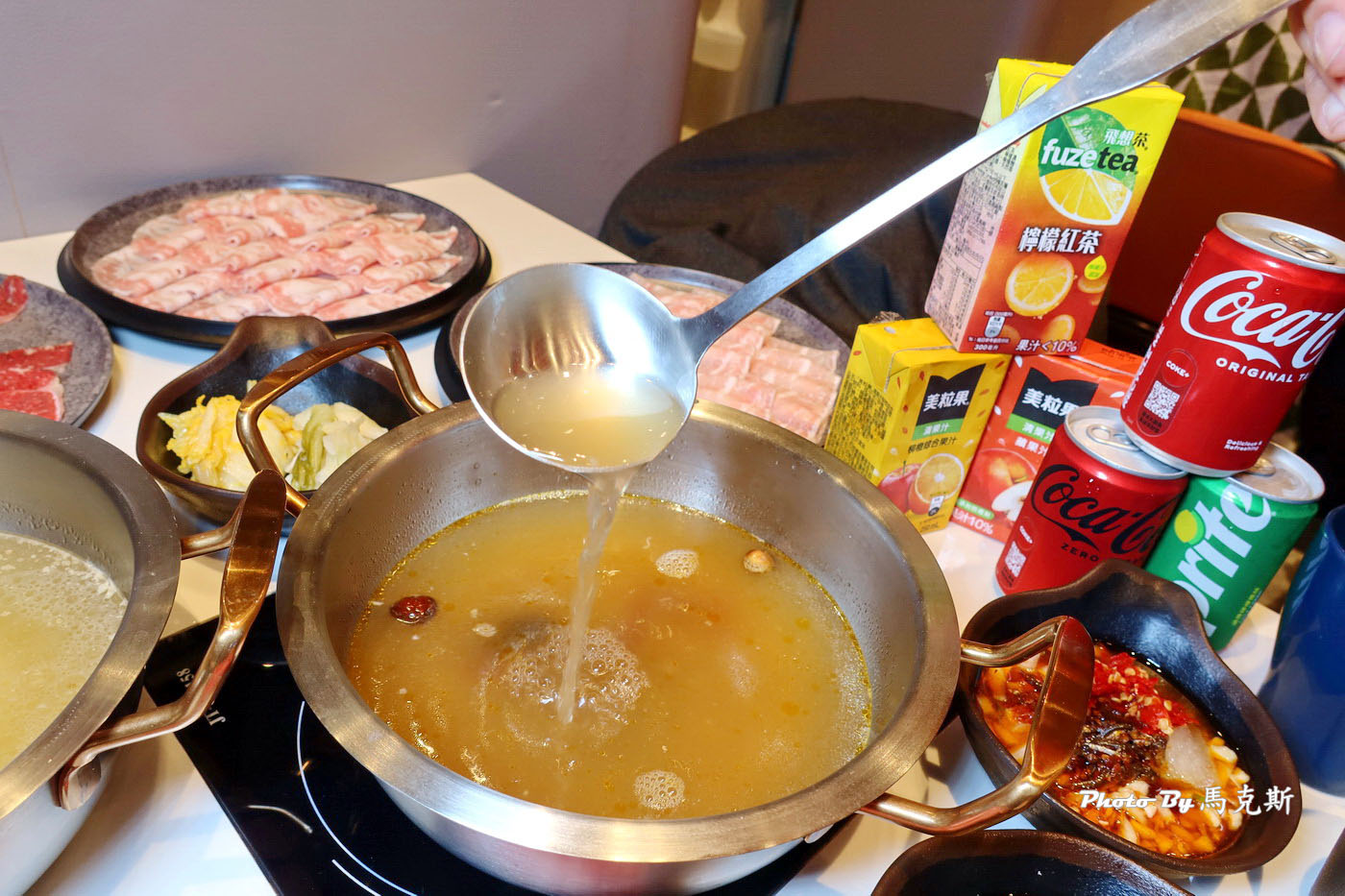 【員林美食推薦】桔日鍋物｜新開幕質感火鍋店 雙人套餐豐盛美味 限量滑嫩蒸蛋鍋 蔬食自助吧吃到飽 聚餐聚會新選擇 近員林車站