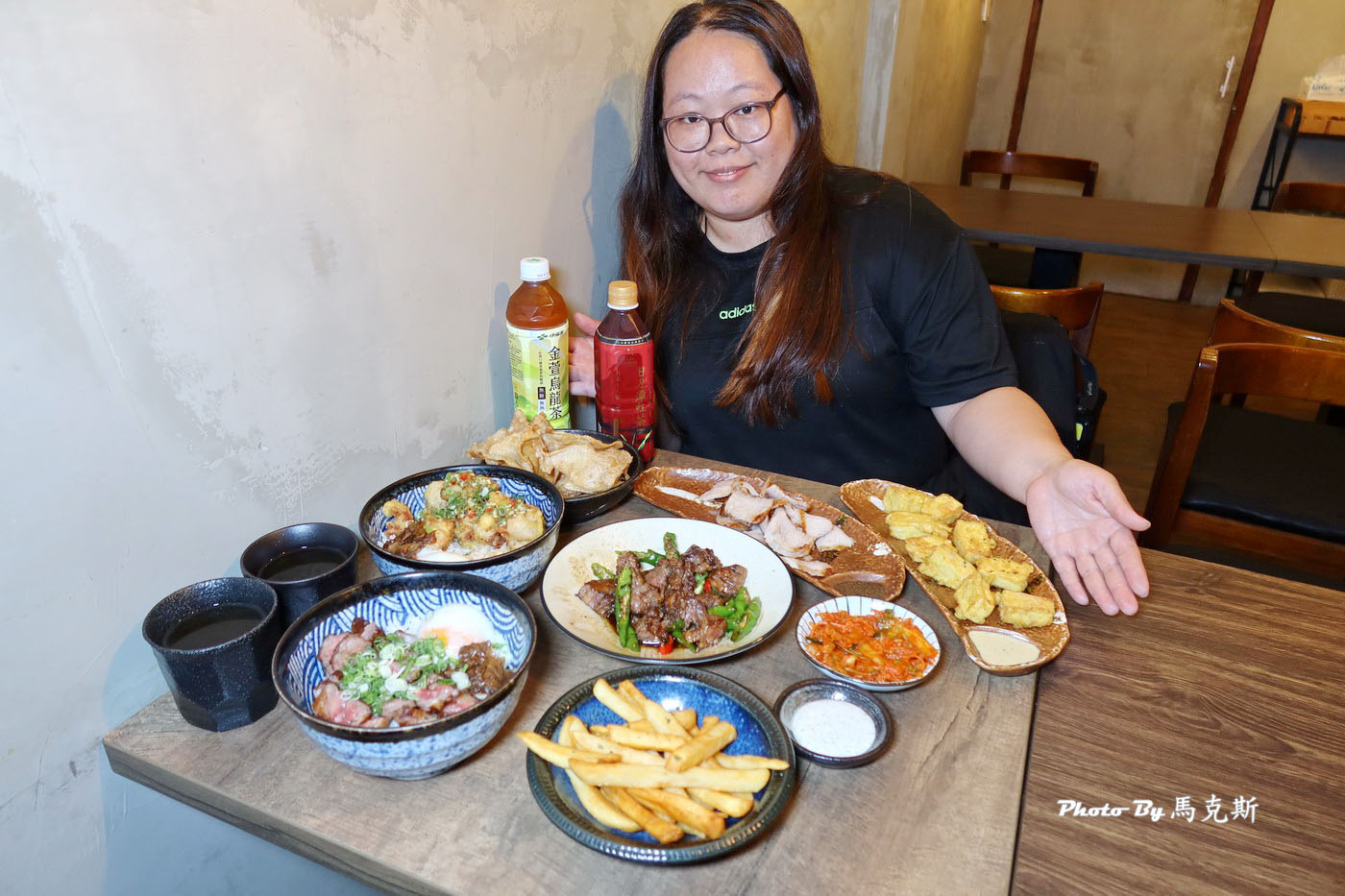 【台中西區美食推薦】稻·麥食堂｜創意型居酒屋 美術園道美味日式丼飯 晚餐到宵夜都吃的到 值得一嚐|外帶|外送|租借包場|