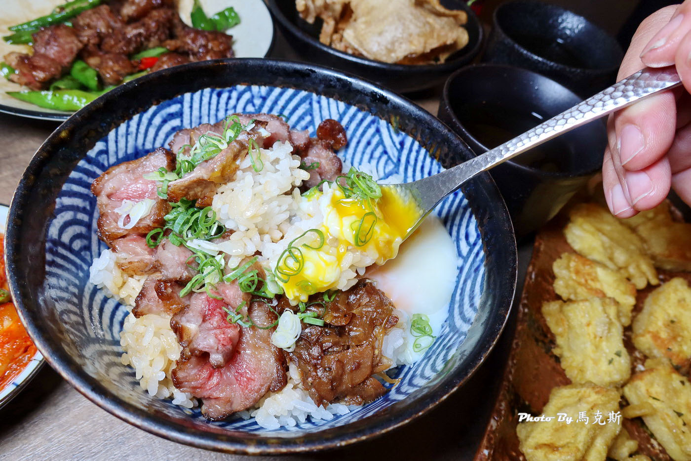 【台中西區美食推薦】稻·麥食堂｜創意型居酒屋 美術園道美味日式丼飯 晚餐到宵夜都吃的到 值得一嚐|外帶|外送|租借包場|