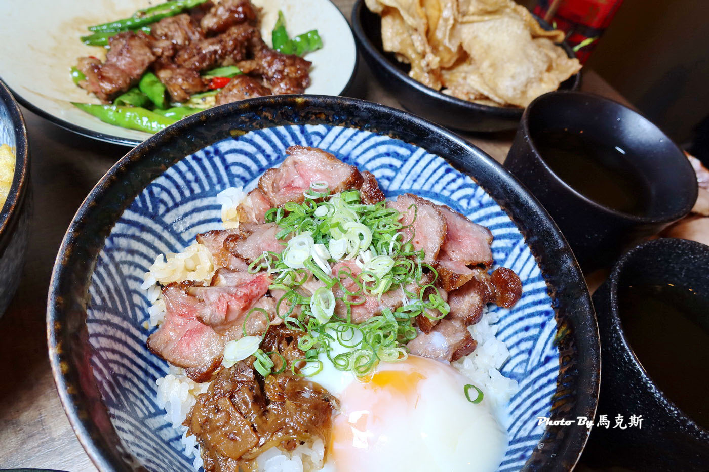 【台中西區美食推薦】稻·麥食堂｜創意型居酒屋 美術園道美味日式丼飯 晚餐到宵夜都吃的到 值得一嚐|外帶|外送|租借包場|