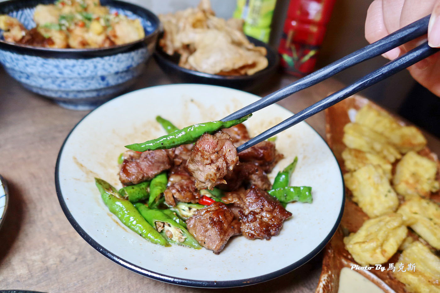 【台中西區美食推薦】稻·麥食堂｜創意型居酒屋 美術園道美味日式丼飯 晚餐到宵夜都吃的到 值得一嚐|外帶|外送|租借包場|