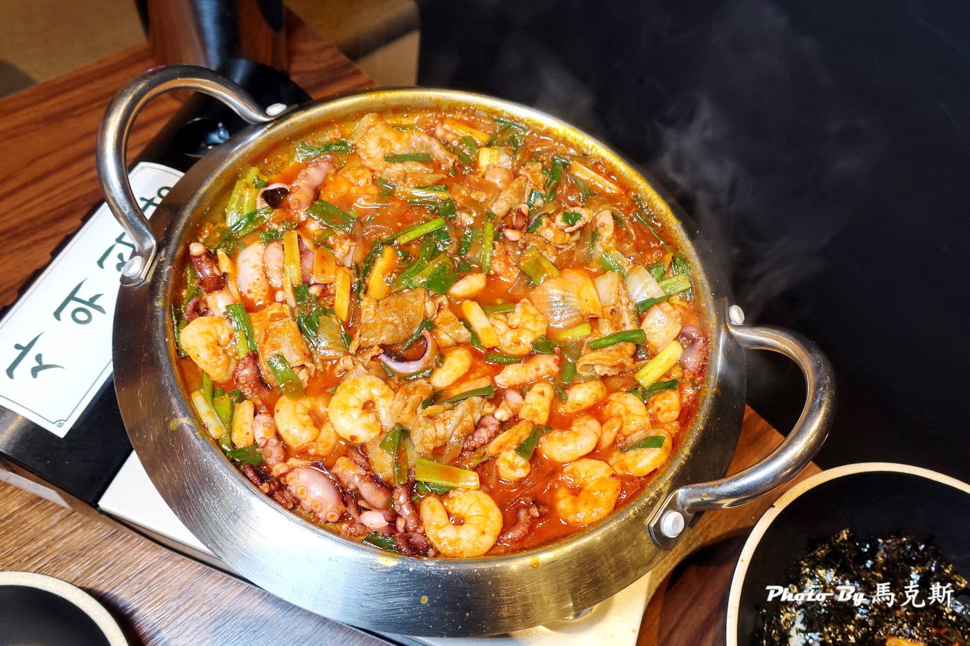 【台中北區美食推薦】釜山三味食堂 사위식당台中店｜來自韓國連鎖人氣章魚蝦鍋首店插旗台中 一鍋三味美味 韓國藝人也愛 小菜無限續 聚餐新選擇|一中商圈|中友百貨|