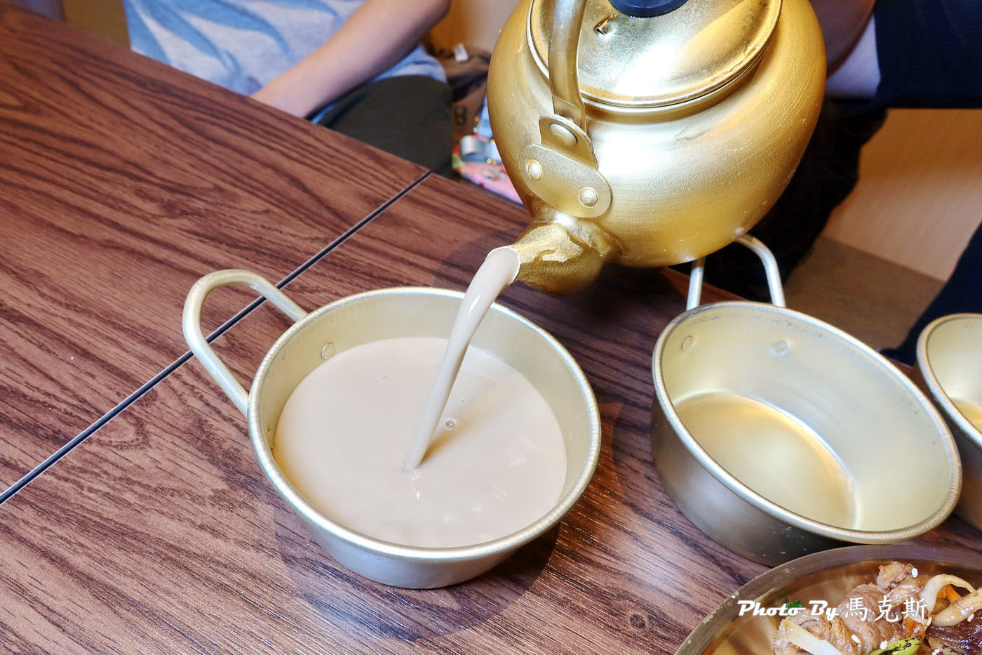 【台中北區美食推薦】釜山三味食堂 사위식당台中店｜來自韓國連鎖人氣章魚蝦鍋首店插旗台中 一鍋三味美味 韓國藝人也愛 小菜無限續 聚餐新選擇|一中商圈|中友百貨|
