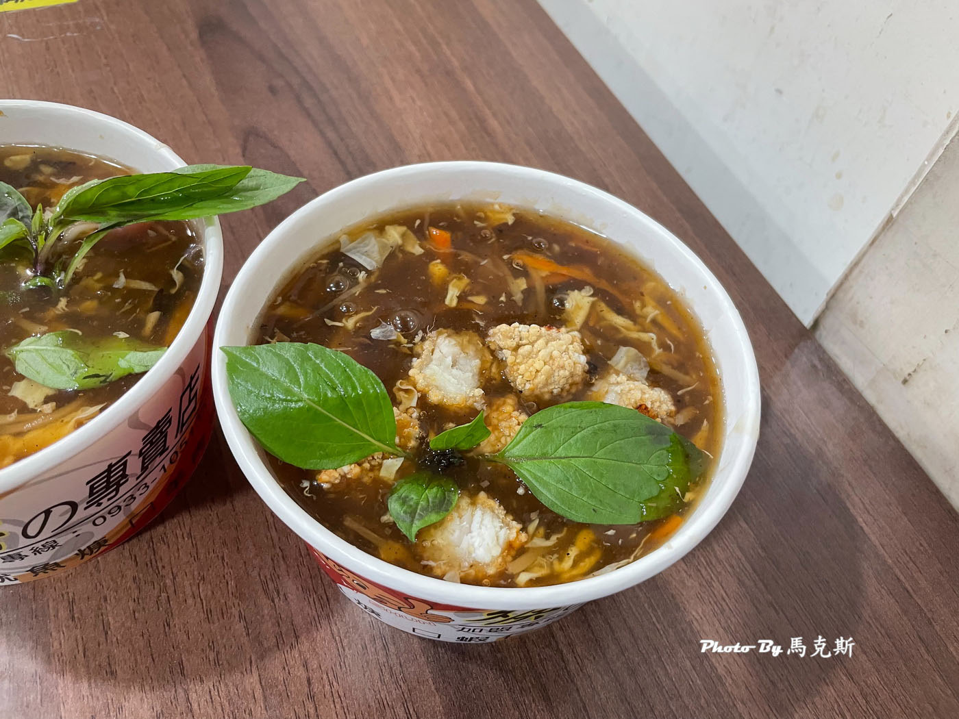 【苗栗通霄美食推薦】第一香焿專賣店苗栗通霄店｜白沙屯拱天宮前的美食小吃 首推黃金魚焿麵 參拜拱天宮 買好吃阿財客家發粿