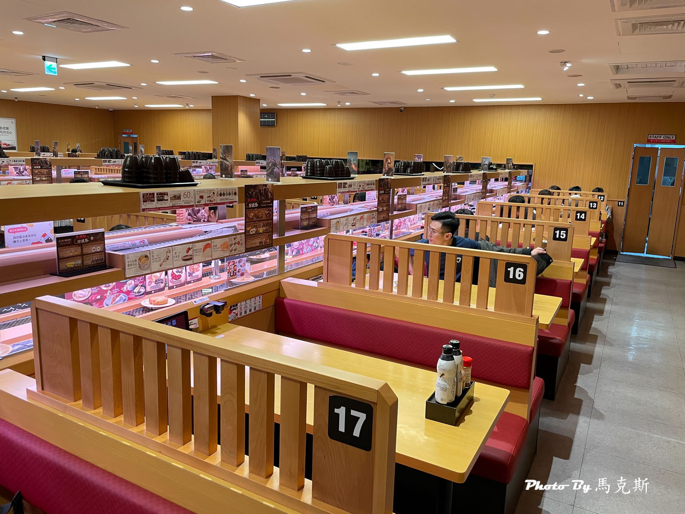 【台中北屯美食推薦】スシロー壽司郎台中北屯松竹店｜日本第一迴轉壽司品牌 每盤30元起 食材新鮮又好吃|外帶外送|總站夜市|好市多北台中店|