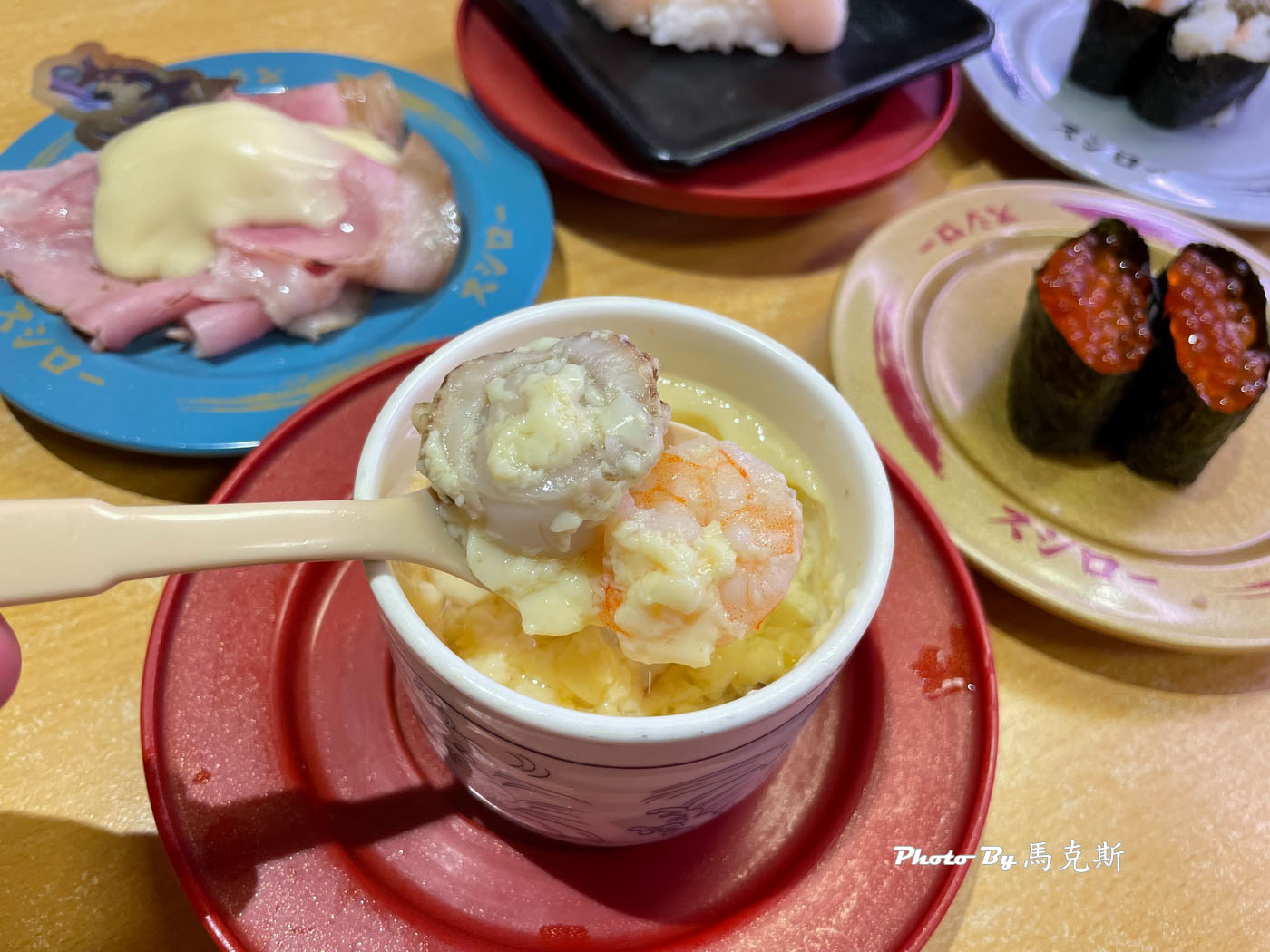 【台中北屯美食推薦】スシロー壽司郎台中北屯松竹店｜日本第一迴轉壽司品牌 每盤30元起 食材新鮮又好吃|外帶外送|總站夜市|好市多北台中店|