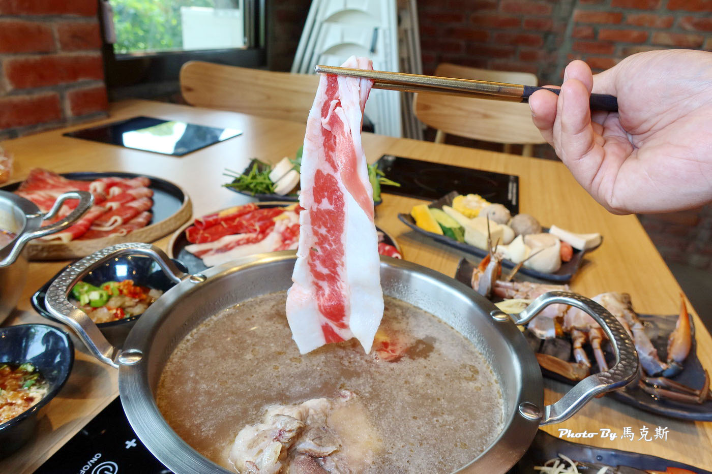 【竹北美食推薦】提鼎精緻鍋物|竹北新開幕人氣鍋物 蔬食自助吧吃到飽 藏身在田園間的紅磚瓦屋 聚餐聚會新選擇 近新竹高鐵站 - 第25張圖 【竹北美食推薦】提鼎精緻鍋物|竹北新開幕人氣鍋物 蔬食自助吧吃到飽 藏身在田園間的紅磚瓦屋 聚餐聚會新選擇 近新竹高鐵站