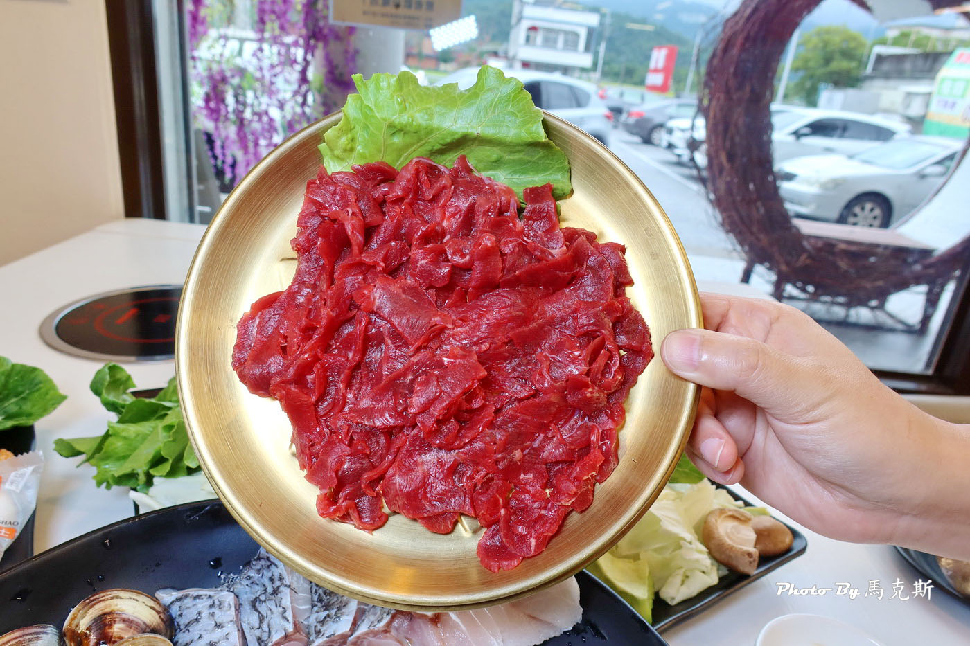 【宜蘭礁溪美食推薦】動涮溫體涮涮鍋｜新開幕 全台首創個人溫體肉火鍋 海鮮大盛合鍋新鮮豐盛 蔬食自助吧吃到飽 聚餐聚會首選|礁溪火車站|附設停車場|