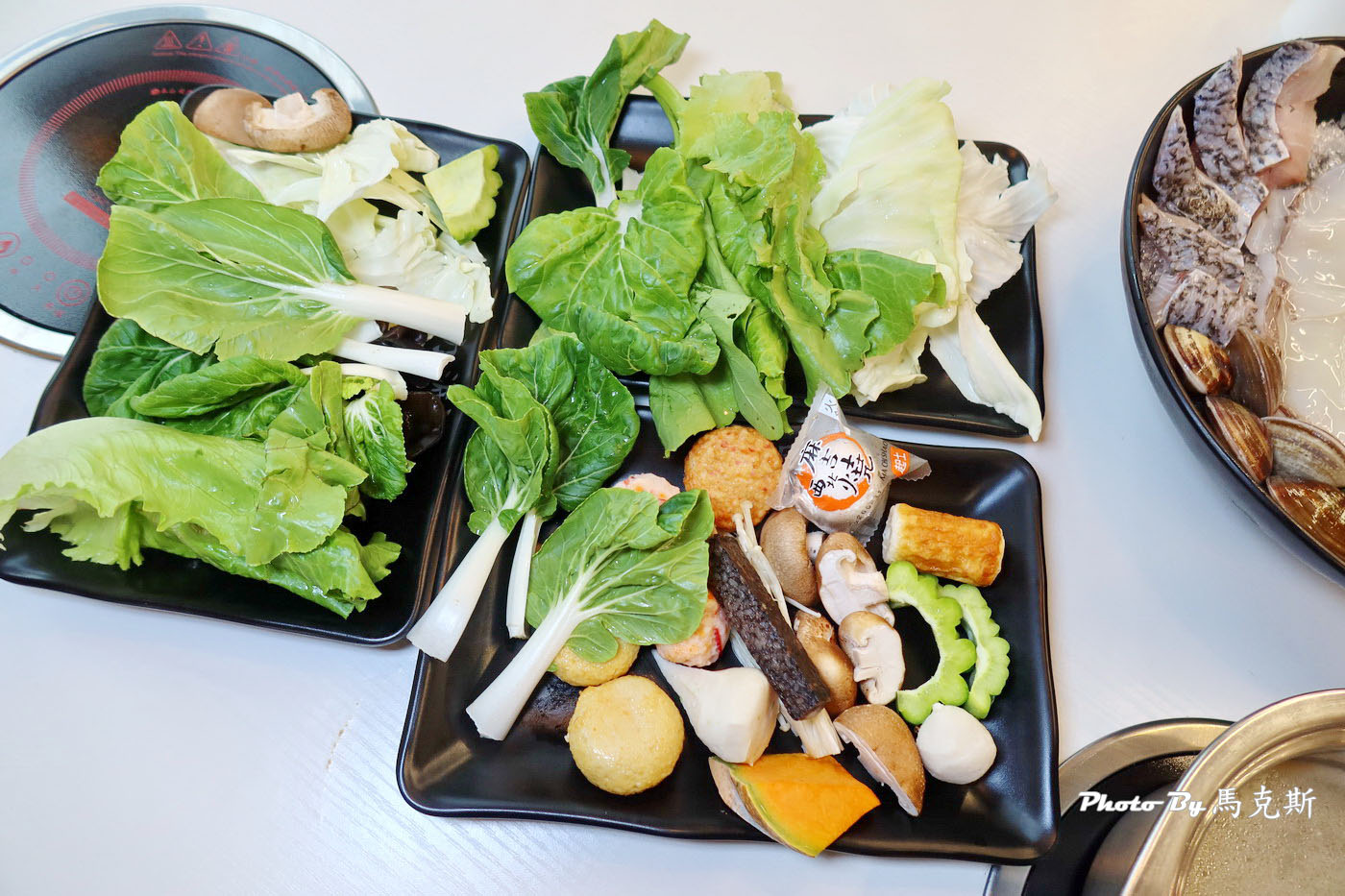 【宜蘭礁溪美食推薦】動涮溫體涮涮鍋｜新開幕 全台首創個人溫體肉火鍋 海鮮大盛合鍋新鮮豐盛 蔬食自助吧吃到飽 聚餐聚會首選|礁溪火車站|附設停車場|