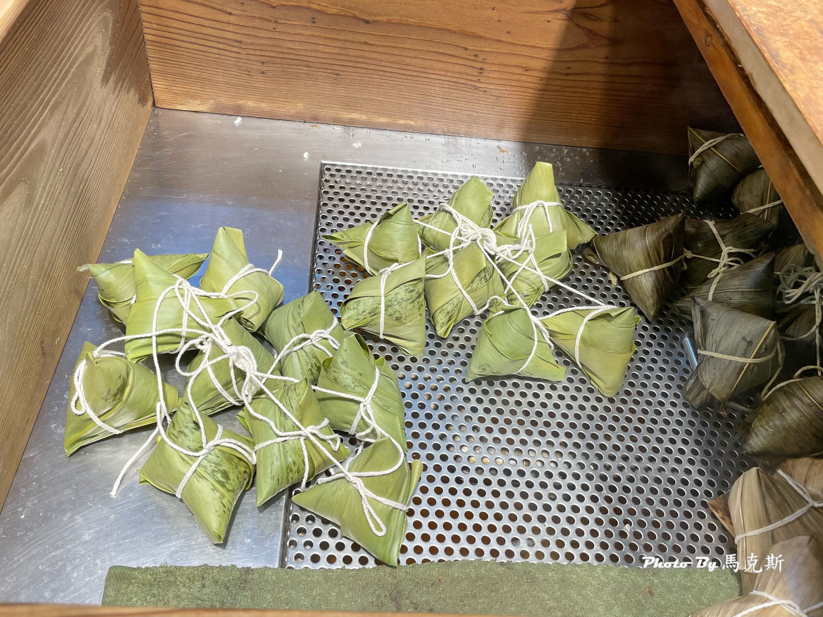 【新竹內灣老街美食推薦】內灣老街小吃懶人包攻略|必吃野薑花肉粽 大嬸婆紫玉菜包 爆汁大溪豆干和堅果烘培坊伴手禮 - 第33張圖 【新竹內灣老街美食推薦】內灣老街小吃懶人包攻略|必吃野薑花肉粽 大嬸婆紫玉菜包 爆汁大溪豆干和堅果烘培坊伴手禮