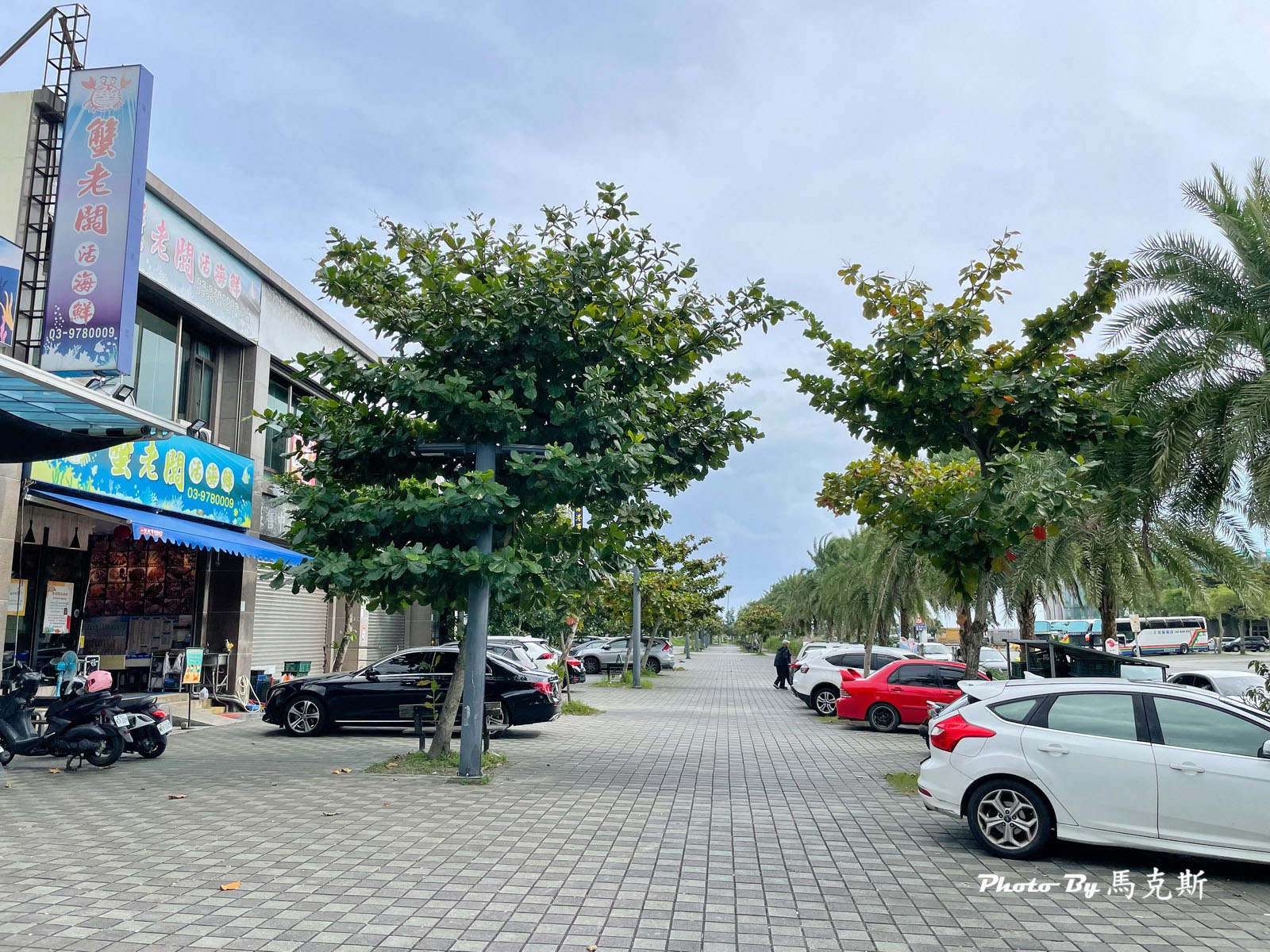 【宜蘭頭城美食推薦】蟹老闆活海鮮｜烏石港人氣海鮮餐廳 現撈活體海鮮 食材新鮮好吃但稍貴些 聚餐聚會新選擇 近蘭陽博物館