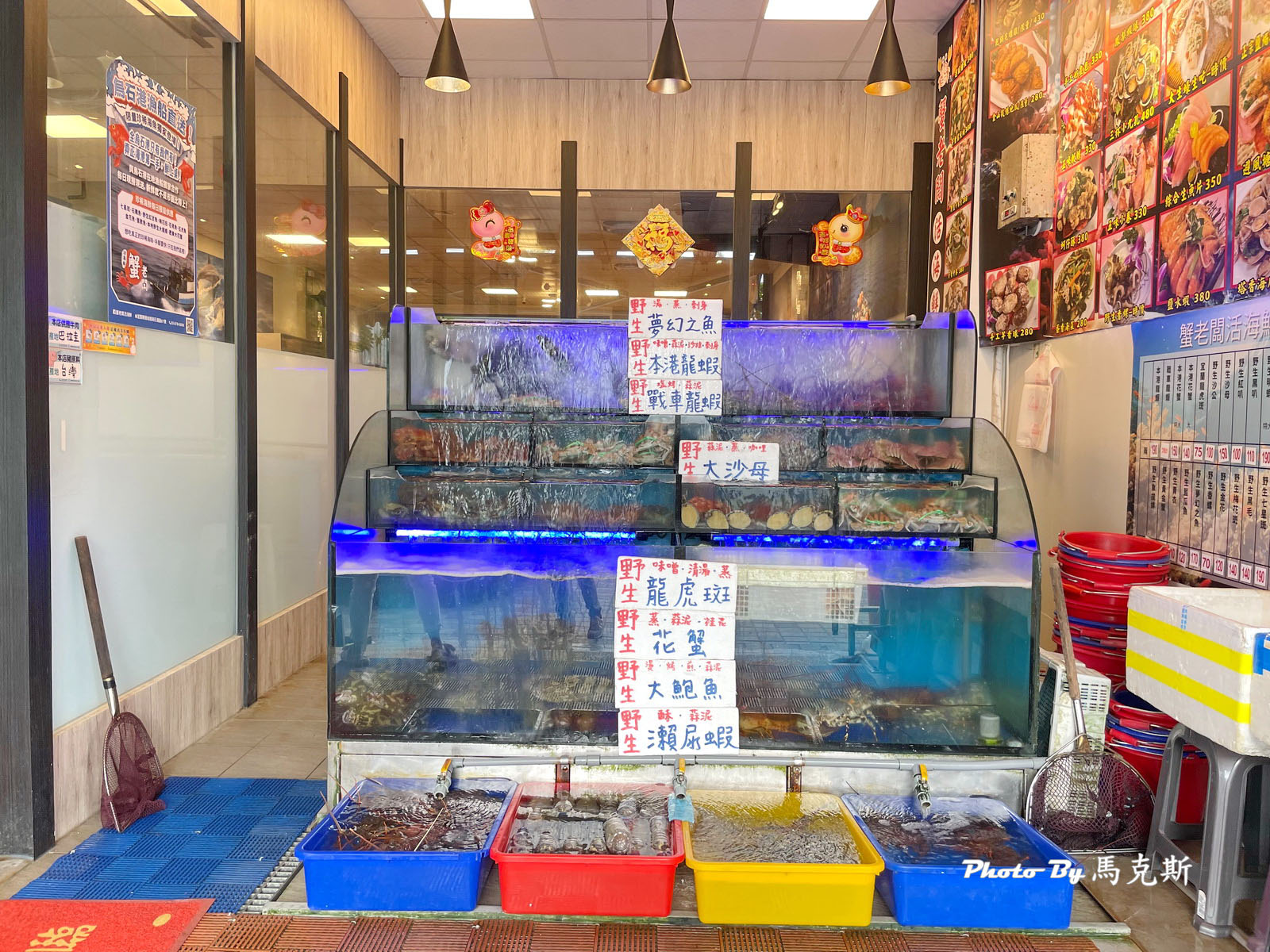 【宜蘭頭城美食推薦】蟹老闆活海鮮｜烏石港人氣海鮮餐廳 現撈活體海鮮 食材新鮮好吃但稍貴些 聚餐聚會新選擇 近蘭陽博物館