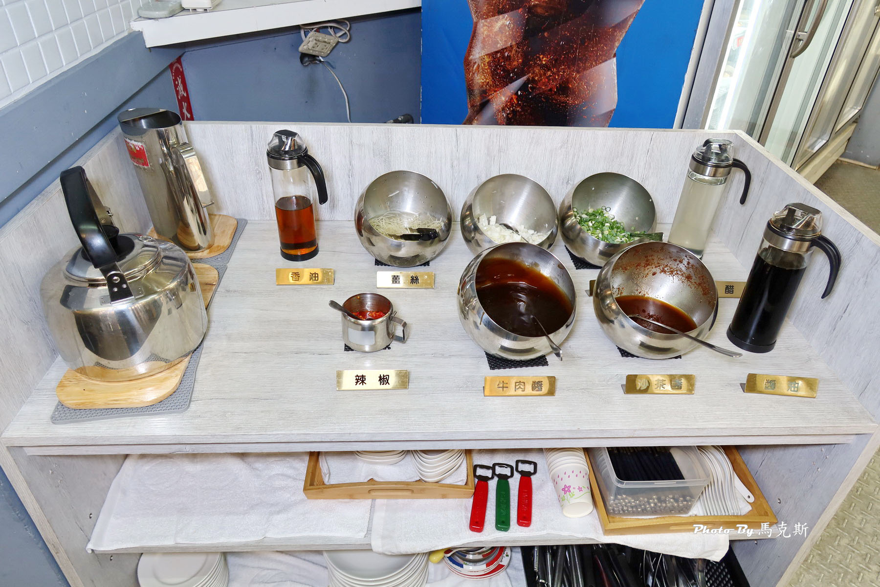 【台中北區美食推薦】夯牛溫體牛肉火鍋|選用台南溫體牛每日新鮮直送 輕涮鮮嫩甜美可口 還有熱炒的選擇 聚餐聚會首選|外帶|宵夜|中國醫美食| - 第13張圖 【台中北區美食推薦】夯牛溫體牛肉火鍋|選用台南溫體牛每日新鮮直送 輕涮鮮嫩甜美可口 還有熱炒的選擇 聚餐聚會首選|外帶|宵夜|中國醫美食|