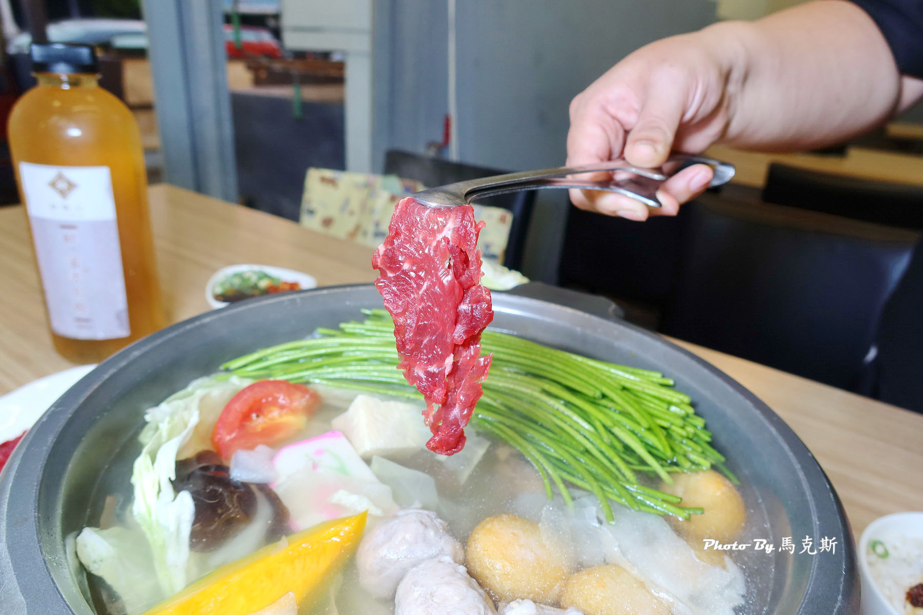 【台中北區美食推薦】夯牛溫體牛肉火鍋|選用台南溫體牛每日新鮮直送 輕涮鮮嫩甜美可口 還有熱炒的選擇 聚餐聚會首選|外帶|宵夜|中國醫美食| - 第23張圖 【台中北區美食推薦】夯牛溫體牛肉火鍋|選用台南溫體牛每日新鮮直送 輕涮鮮嫩甜美可口 還有熱炒的選擇 聚餐聚會首選|外帶|宵夜|中國醫美食|